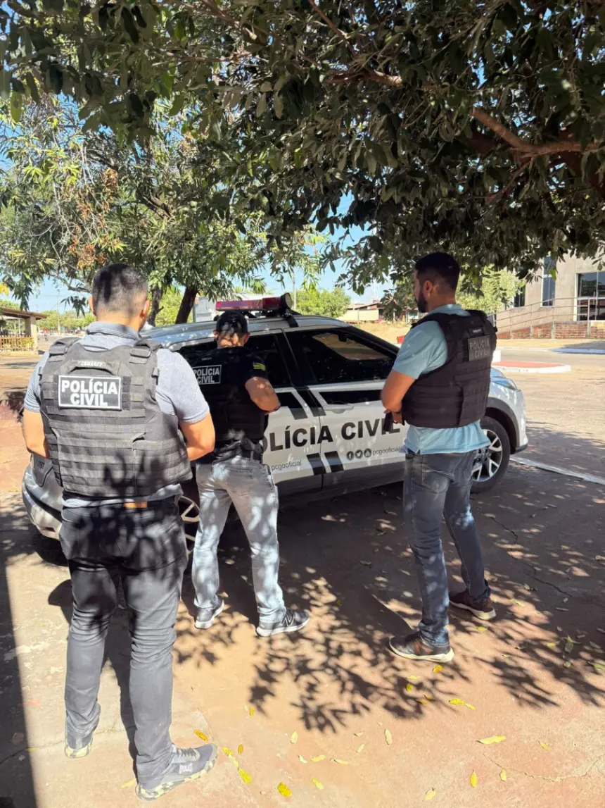 PCGO cumpre prisão preventiva, buscas e apreende arma de fogo de autor de violência doméstica, em Campos Verdes