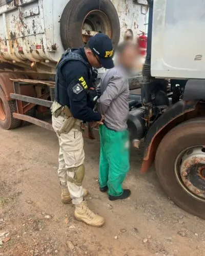 PCGO, em ação conjunta com a PCRO e PRF, prendem em Rondônia investigado por estuprar adolescente em Goiás – Policia Civil do Estado de Goiás PCGO, em ação conjunta com a PCRO e PRF, prendem em Rondônia investigado por estuprar adolescente em Goiás – Policia Civil do Estado de Goiás