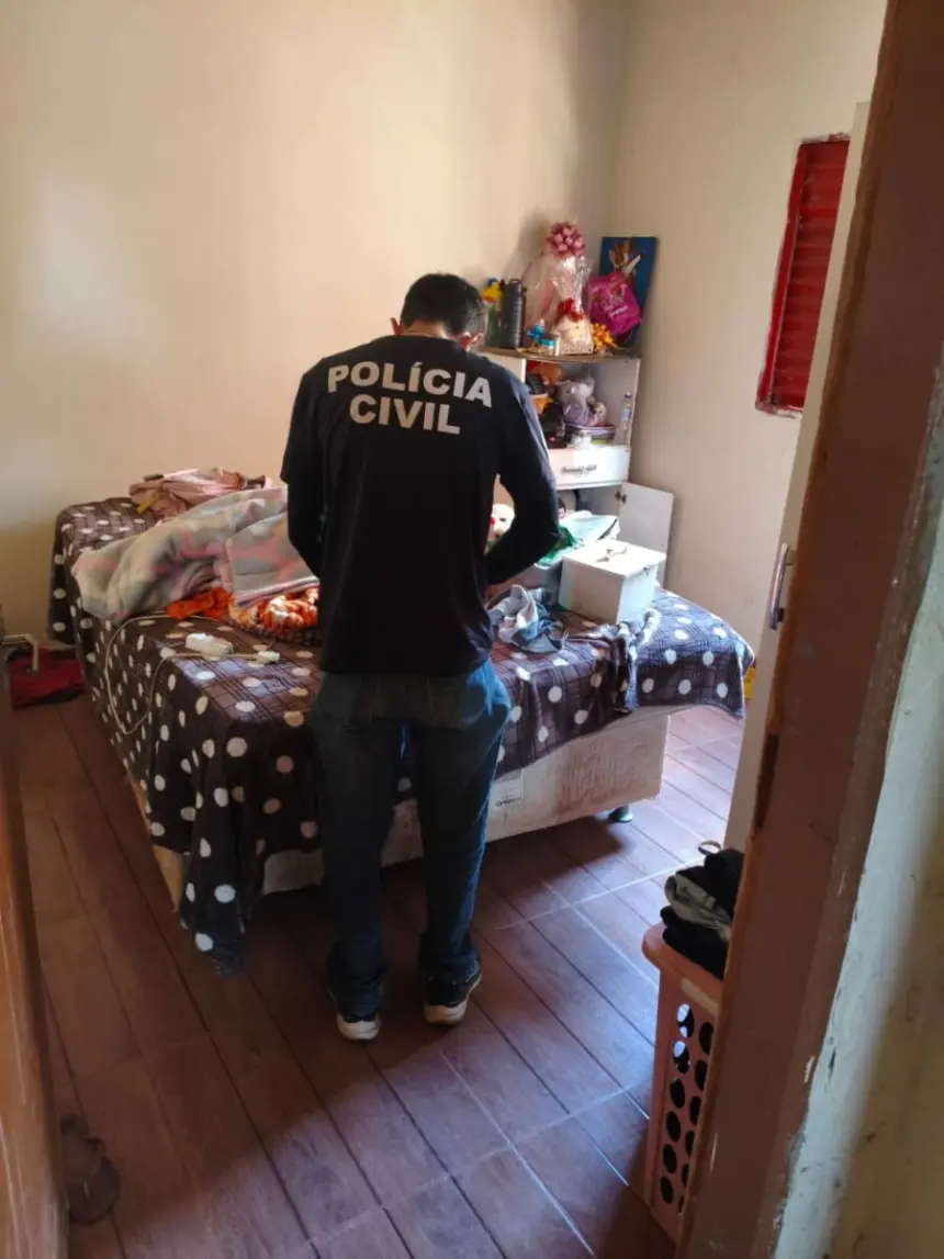 Polícia Civil cumpre buscas e apreende objetos, dinheiro e joias roubados em Alexânia – Policia Civil do Estado de Goiás Polícia Civil cumpre buscas e apreende objetos, dinheiro e joias roubados em Alexânia – Policia Civil do Estado de Goiás