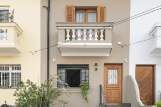 Veja como decidir entre reformar ou demolir uma casa 