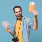 6 truques para aproveitar a queda do dólar e viajar gastando menos