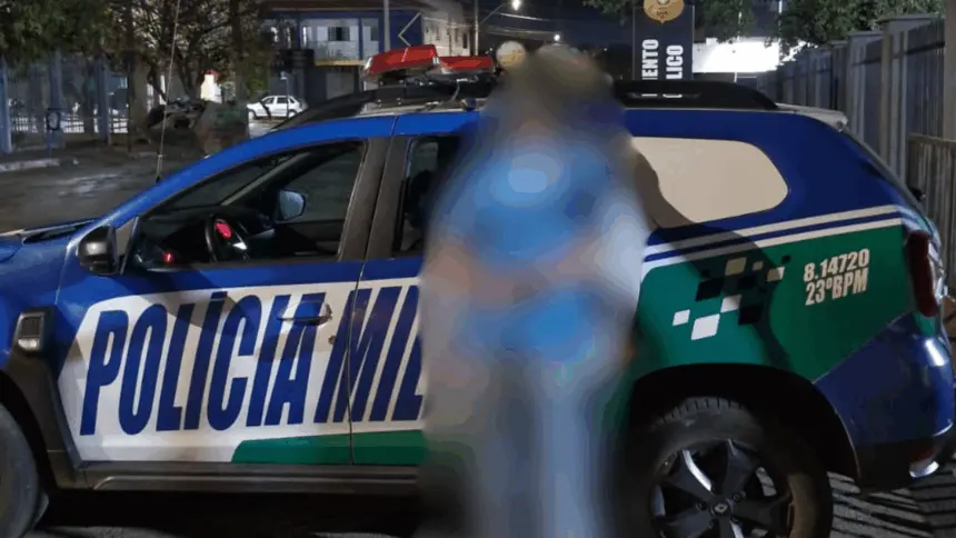 Motorista é flagrado dirigindo alcoolizado no centro de Goianésia e acaba detido Motorista é flagrado dirigindo alcoolizado no centro de Goianésia e acaba detido