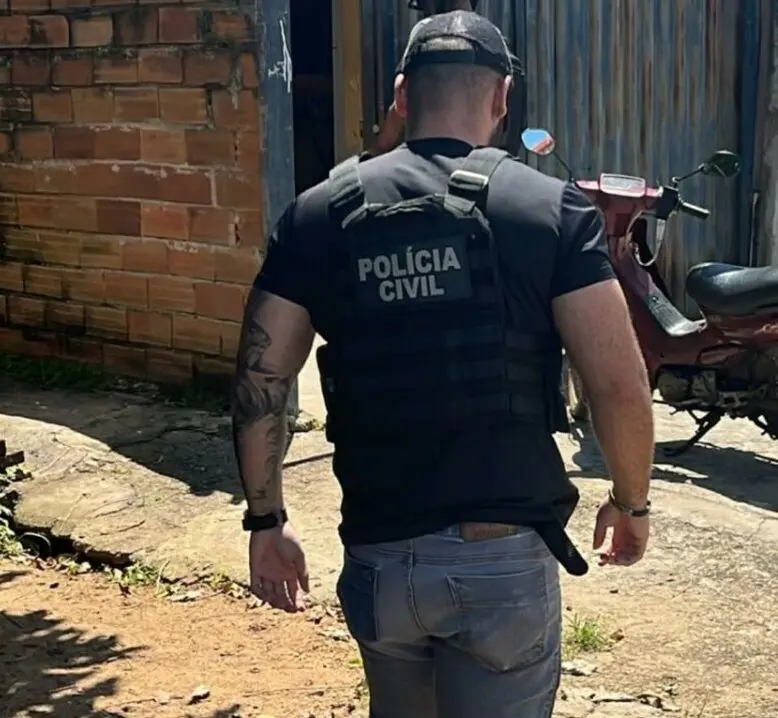 PCGO prende homem por manter em cárcere privado adolescente grávida, de 13 anos, em Guapó – Policia Civil do Estado de Goiás PCGO prende homem por manter em cárcere privado adolescente grávida, de 13 anos, em Guapó – Policia Civil do Estado de Goiás