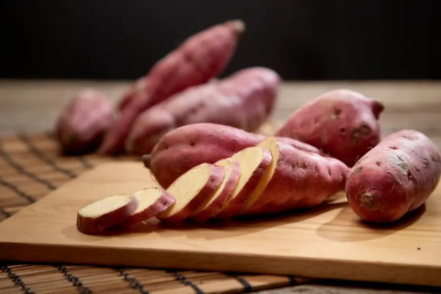 8 benefícios da batata-doce para a saúde