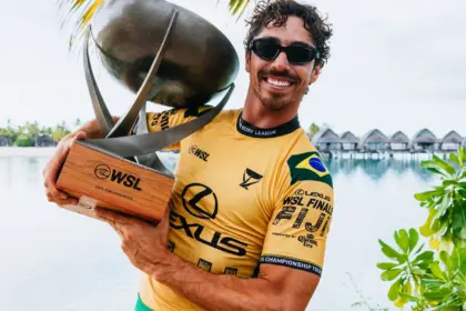 Inspirado em Ronaldo, Yago Dora destaca supremacia brasileira no surfe