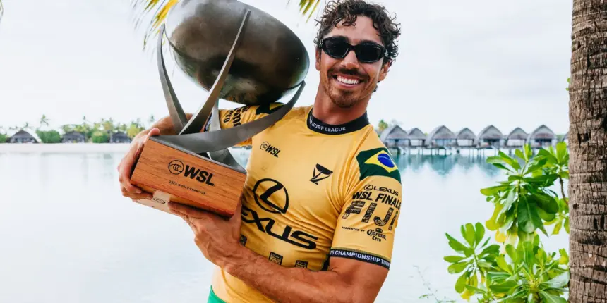 Inspirado em Ronaldo, Yago Dora destaca supremacia brasileira no surfe
