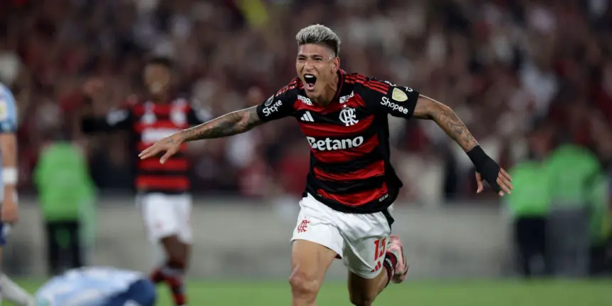 Carrascal decide e Flamengo fica em vantagem na semi da Libertadores Carrascal decide e Flamengo fica em vantagem na semi da Libertadores