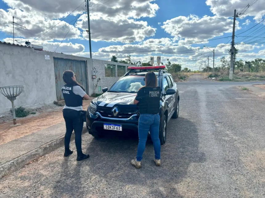 Adolescente é alvo de mandado de busca e apreensão, em Luziânia, por atos infracionais praticados contra a própria mãe Adolescente é alvo de mandado de busca e apreensão, em Luziânia, por atos infracionais praticados contra a própria mãe
