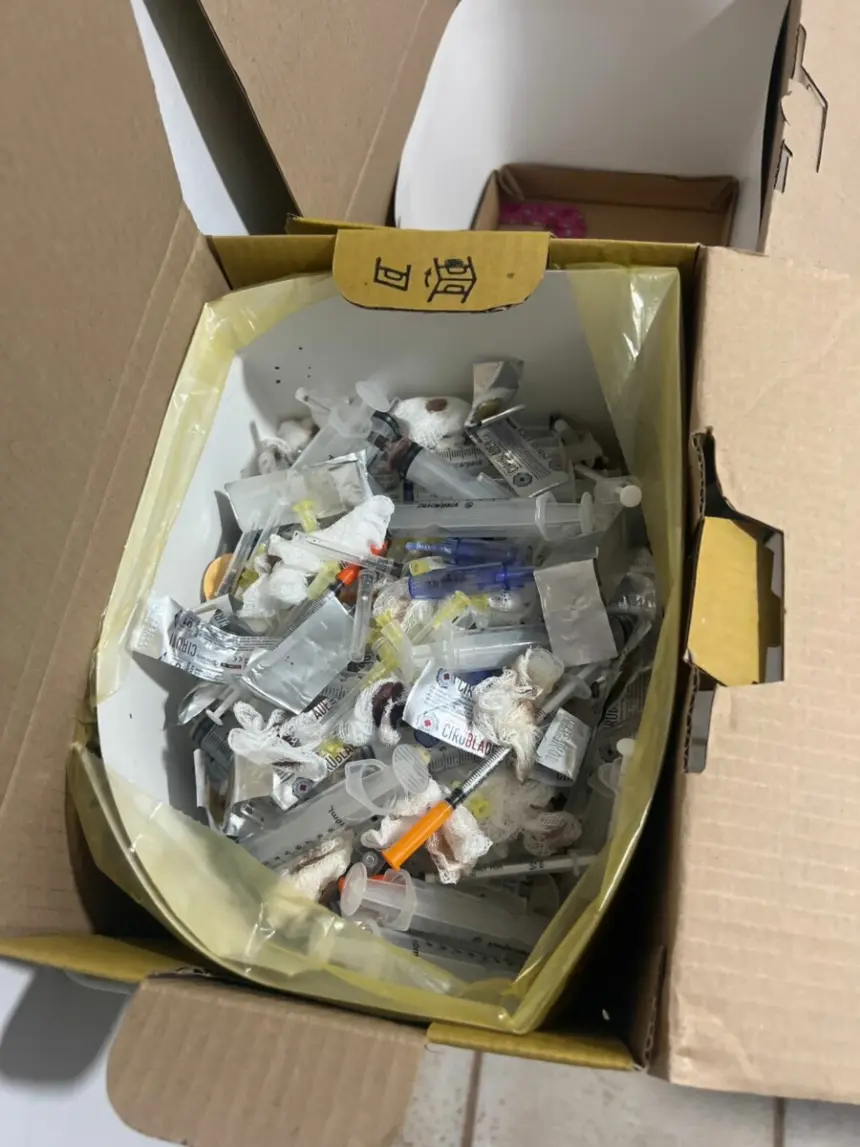 PCGO e Vigilância Sanitária fecham clínica de estética e prendem dona por exercício ilegal da medicina – Policia Civil do Estado de Goiás PCGO e Vigilância Sanitária fecham clínica de estética e prendem dona por exercício ilegal da medicina – Policia Civil do Estado de Goiás