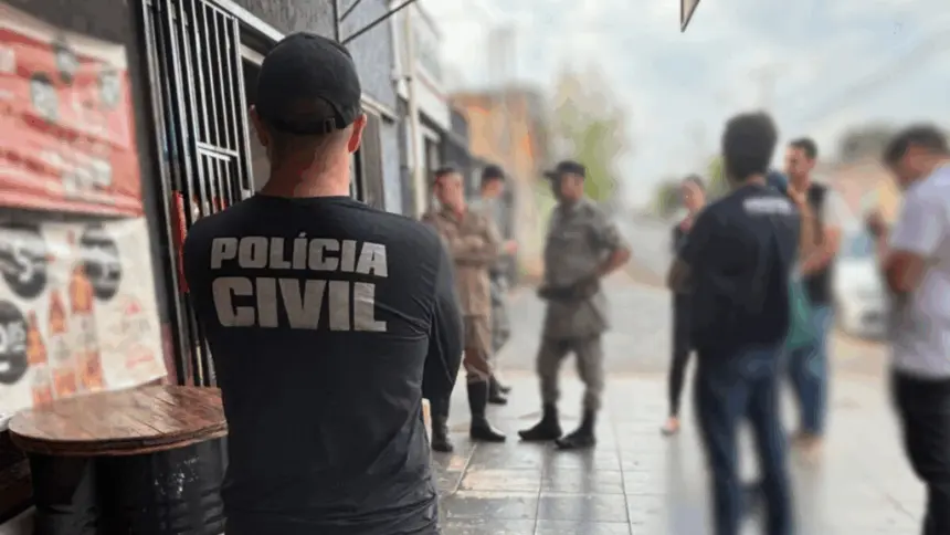 PCGO participa de operação integrada em Itumbiara para prevenir e combater intoxicações por metanol em bebidas alcoólicas PCGO participa de operação integrada em Itumbiara para prevenir e combater intoxicações por metanol em bebidas alcoólicas