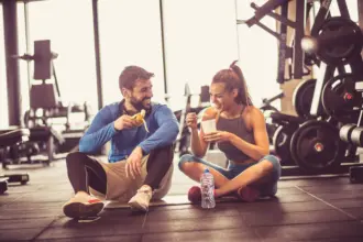Descubra o que comer antes do treino para melhorar a performance