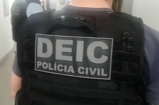 PCGO prende homem por golpe eletrônico contra idoso e descobre banco clandestino de vítimas usado pelo grupo criminoso PCGO prende homem por golpe eletrônico contra idoso e descobre banco clandestino de vítimas usado pelo grupo criminoso