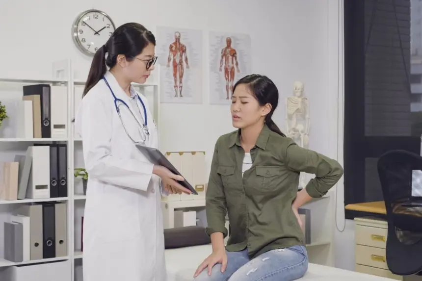 Lombalgia: 7 dicas eficazes para aliviar e prevenir dores nas costas Lombalgia: 7 dicas eficazes para aliviar e prevenir dores nas costas