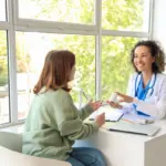 5 sintomas que podem indicar falta de ferro e vitamina D