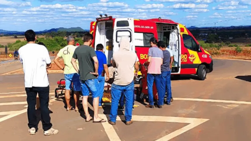 Motociclista fica gravemente ferido ao se envolver em acidente entre Cirilândia e Santa Isabel Motociclista fica gravemente ferido ao se envolver em acidente entre Cirilândia e Santa Isabel