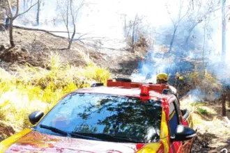 Urgente: Bombeiros de Goianésia atuam em dois grandes incêndios simultâneos