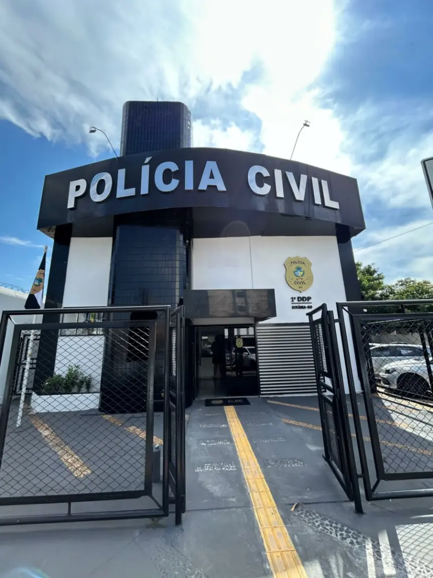 Direção da Polícia Civil de Goiás faz visita técnica à 1ª Delegacia Distrital de Goiânia após revitalização da unidade Direção da Polícia Civil de Goiás faz visita técnica à 1ª Delegacia Distrital de Goiânia após revitalização da unidade