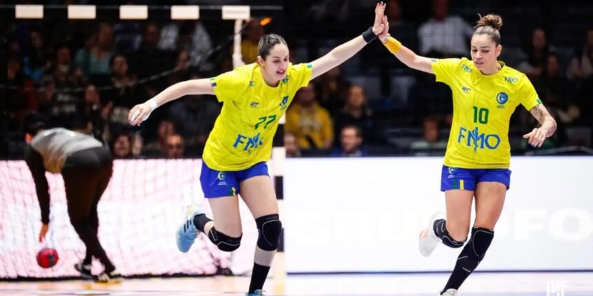 Brasil vence tchecas e vai à 2ª fase do Mundial Feminino de handebol Brasil vence tchecas e vai à 2ª fase do Mundial Feminino de handebol