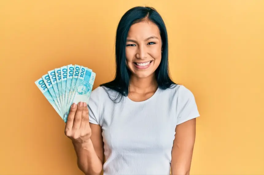 Recebeu o 13º salário? Veja 4 dicas usá-lo com consciência Recebeu o 13º salário? Veja 4 dicas usá-lo com consciência