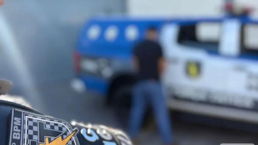 Foragido com pena de 21 anos de prisão por roubo é recapturado em Goianésia Foragido com pena de 21 anos de prisão por roubo é recapturado em Goianésia