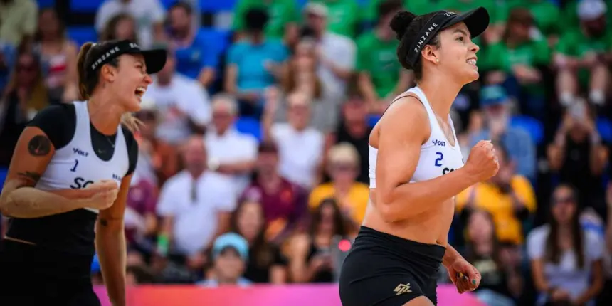 Brasileiras avançam para semifinal do Mundial de vôlei de praia Brasileiras avançam para semifinal do Mundial de vôlei de praia
