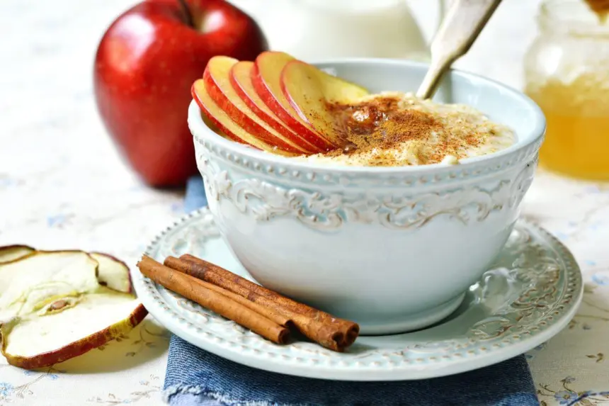 3 receitas de mingau de aveia saudável para café da manhã ou lanche da tarde 3 receitas de mingau de aveia saudável para café da manhã ou lanche da tarde