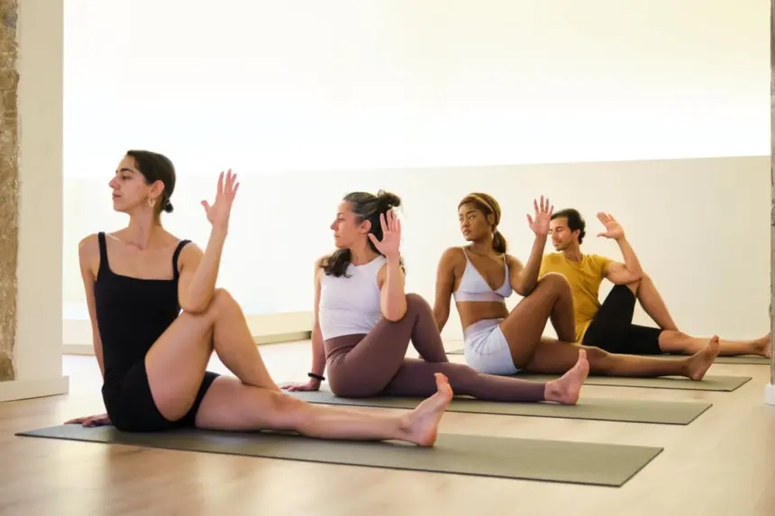 Posturas de yoga: 7 opções e os benefícios delas para a saúde Posturas de yoga: 7 opções e os benefícios delas para a saúde