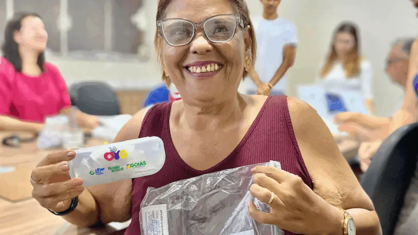 Prefeitura de Goianésia inicia entrega de mais de 500 óculos gratuitos em parceria com o Governo de Goiás Prefeitura de Goianésia inicia entrega de mais de 500 óculos gratuitos em parceria com o Governo de Goiás