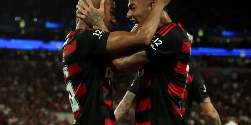 Flamengo derrota Ceará e coroa ano mágico com título Brasileiro Flamengo derrota Ceará e coroa ano mágico com título Brasileiro
