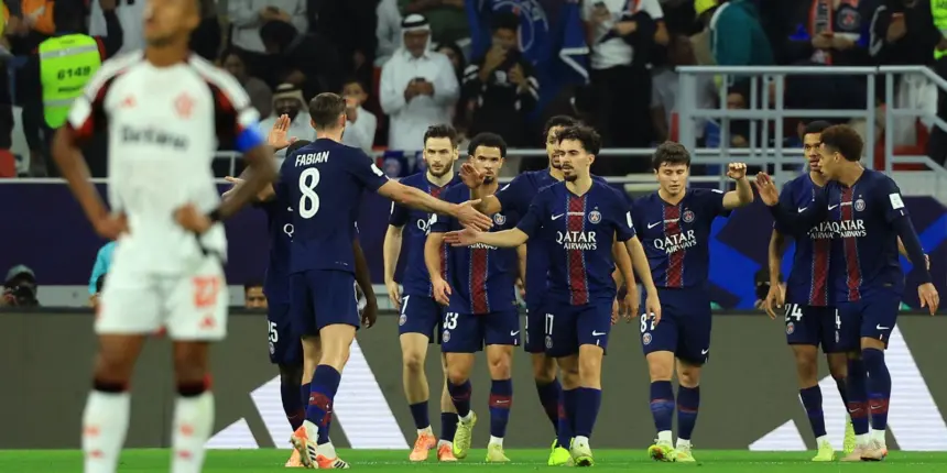Flamengo perde para PSG e vê sonho do Bi mundial ser adiado Flamengo perde para PSG e vê sonho do Bi mundial ser adiado