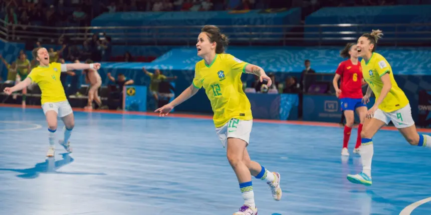 Copa do Mundo de futsal: Brasil supera Espanha e se garante na final Copa do Mundo de futsal: Brasil supera Espanha e se garante na final