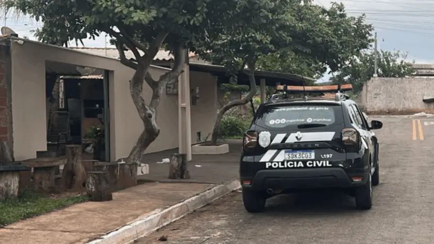 Polícia Civil cumpre mandados e prende investigados por tráfico de drogas em Paraúna – Policia Civil do Estado de Goiás