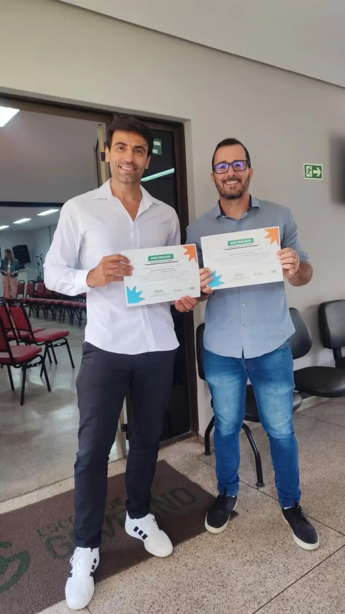 Policiais civis de Goiás que lecionam na Escola de Governo são premiados no Encontro de Professores – Policia Civil do Estado de Goiás Policiais civis de Goiás que lecionam na Escola de Governo são premiados no Encontro de Professores – Policia Civil do Estado de Goiás