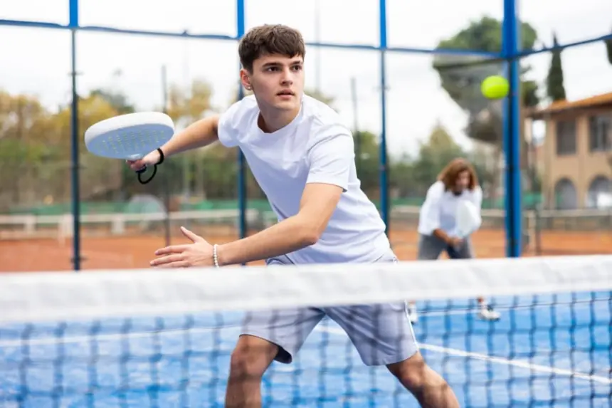 Esporte ajuda a formar jovens mais seguros e preparados para o futuro