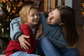 TEA e fim de ano: 8 dicas para acolher crianças autistas nas festas