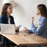 Primeiro emprego: 7 dicas para se destacar na entrevista em 2026