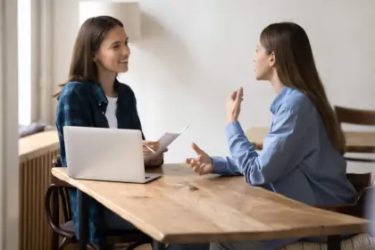 Primeiro emprego: 7 dicas para se destacar na entrevista em 2026