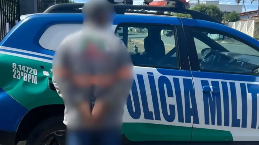 Homem usa faca para ameaçar esposa após agredi-la com socos e acaba preso no oeste de Goianésia Homem usa faca para ameaçar esposa após agredi-la com socos e acaba preso no oeste de Goianésia