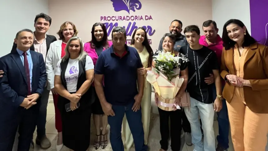 Câmara Municipal de Goianésia inaugura Sala da Procuradoria da Mulher Câmara Municipal de Goianésia inaugura Sala da Procuradoria da Mulher