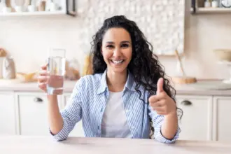 Ressaca no fim do ano: 4 passos simples para evitá-la