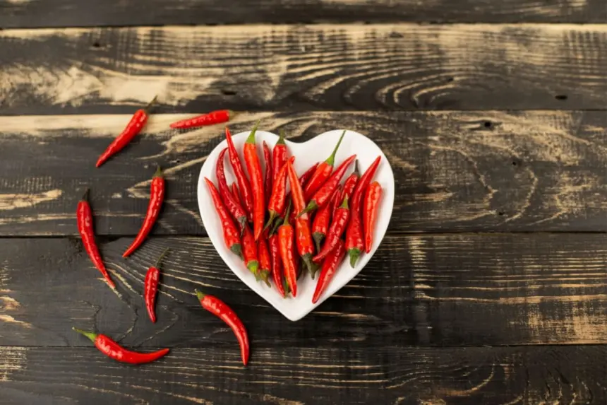 Simpatias com pimenta: 4 rituais para fortalecer o amor