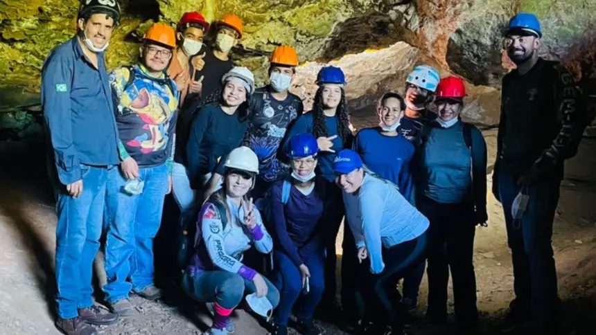 Semear VIP destaca cavernas digitais em Vila Propício Semear VIP destaca cavernas digitais em Vila Propício