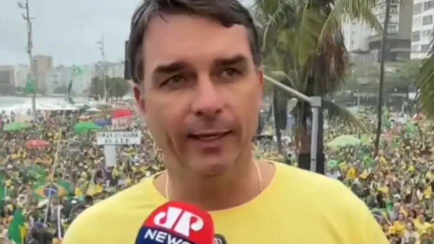 Urgente: Flávio Bolsonaro confirma candidatura à Presidência do Brasil em 2026 Urgente: Flávio Bolsonaro confirma candidatura à Presidência do Brasil em 2026