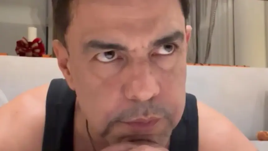 Zezé Di Camargo pede cancelamento de especial de Natal no SBT após evento com Lula