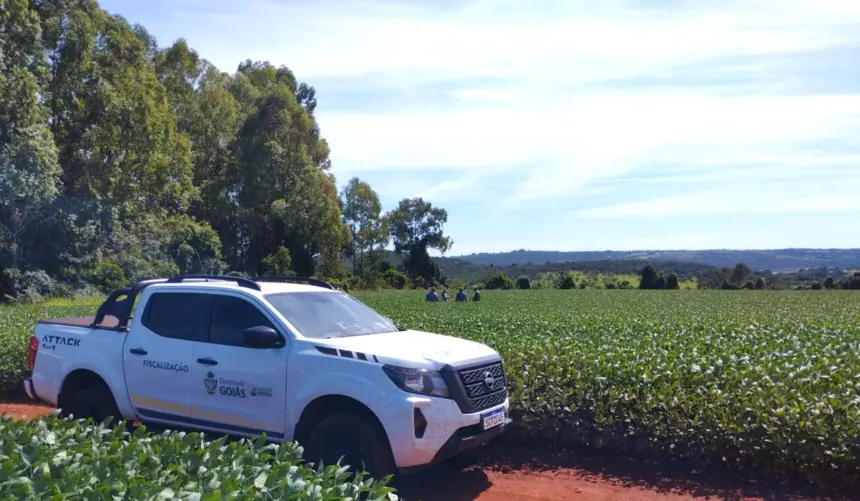 Agrodefesa visita propriedades rurais e leva orientações a produtores durante Expedição Safra 2025/26 – Portal Goiás Agrodefesa visita propriedades rurais e leva orientações a produtores durante Expedição Safra 2025/26 – Portal Goiás