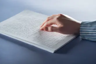 Dia Mundial do Braille: como o letramento tátil continua transformando vidas