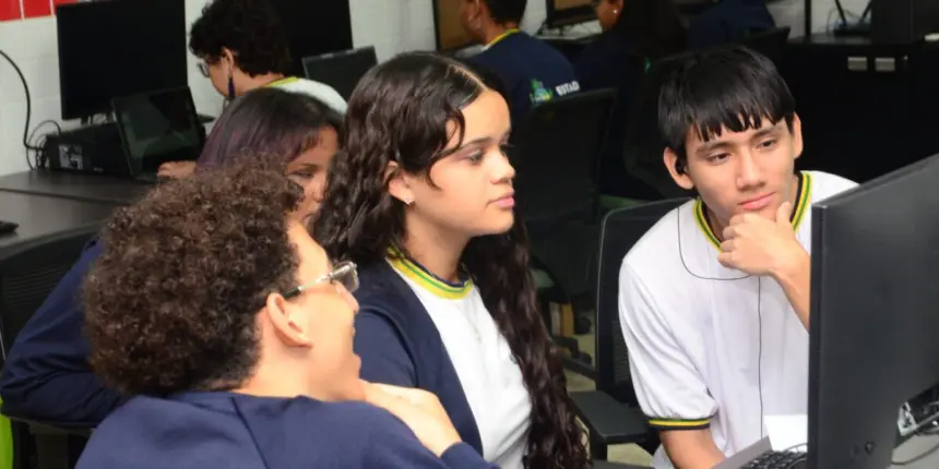 Escolas do Futuro abrem mais de 600 vagas para cursos técnicos gratuitos