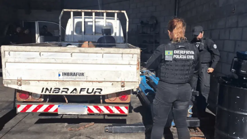 PCGO cumpre mandados de busca e apreensão em investigação de furto de peças de caminhões PCGO cumpre mandados de busca e apreensão em investigação de furto de peças de caminhões