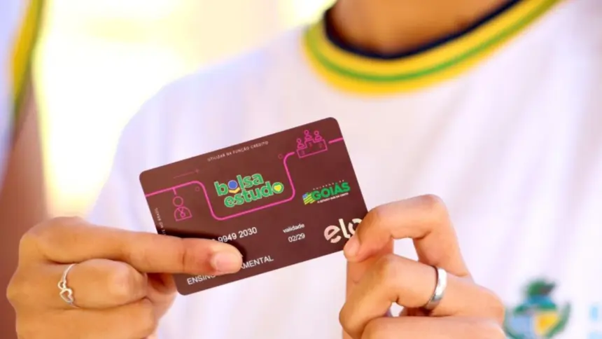 Atenção estudantes! Saldo atual do cartão Bolsa Estudo poderá ser utilizado até 31 de março Atenção estudantes! Saldo atual do cartão Bolsa Estudo poderá ser utilizado até 31 de março