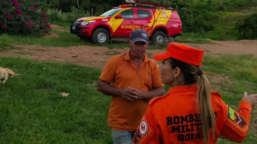 Corpo de Bombeiros inicia buscas por homem desaparecido em fazenda de Vila Propício Corpo de Bombeiros inicia buscas por homem desaparecido em fazenda de Vila Propício